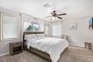 5 bedrooms, iron/ironing board, travel cot, WiFi