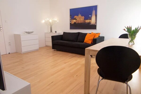 Smart-TV, Bücher, Videothek