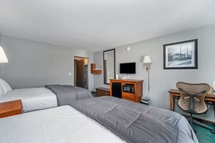 基础双人房 | 埃及棉床单、高档床上用品、加厚床垫、免费 WiFi