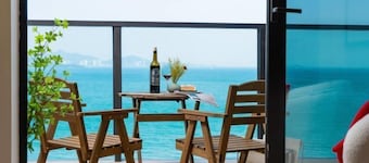 Lantian Weekend Vacation Homestay (Yangjiang Hailing Island Poly Silver Beach)