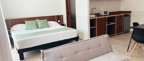 Suite Comfort (Magnolia) | Makan di kamar