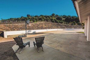 Interior - Grapevine by Avantstay Secluded 5BR Villa 4 Acres of Vineyards & Avo Groves! (Temecula)