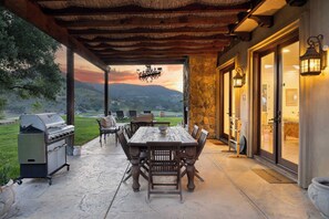 Villa (4 Bedrooms) | Interior