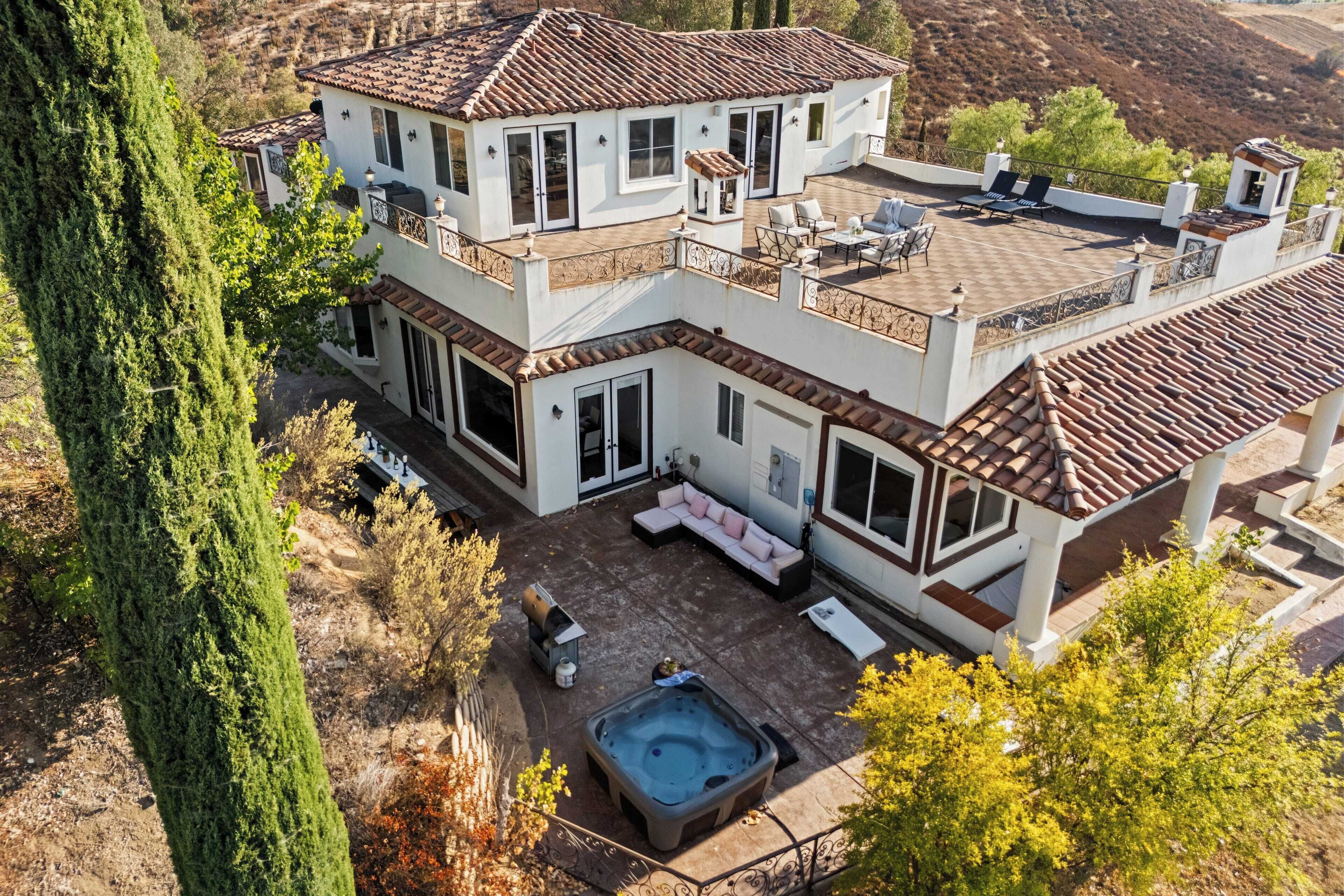 Villa (Multiple Bedrooms) | Interior