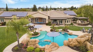 Interior - Secluded Estate Exclusive Views of Wine Country + Private Home Theater Twilight Vines by Avantstay (Temecula)