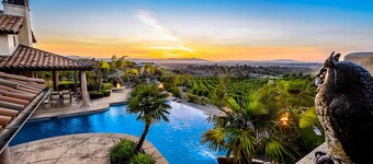 Owl's Nest by Avantstay Infinity Pool w/ Incredible Views