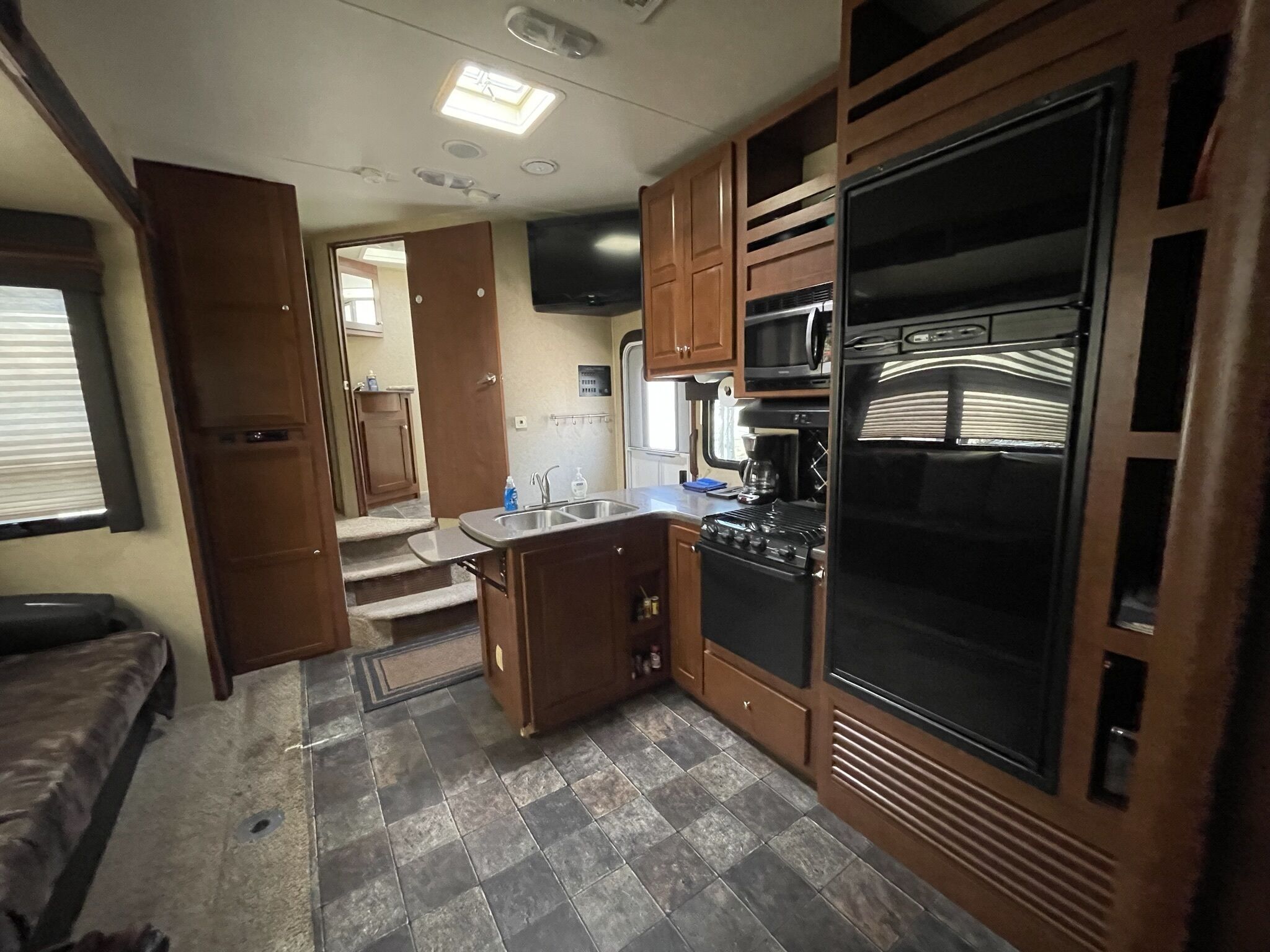 Silver Lake Voltage RV Lodging
