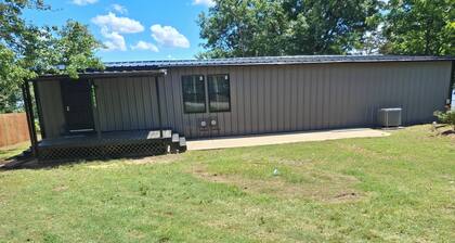 Newly remodeled lakefront home with hot tub, just off I-40