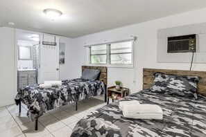 2 bedrooms, desk, iron/ironing board, travel crib