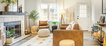 Modern ranch, stylish hidden 💎 in the most convenient U-MED DISTRICT! 