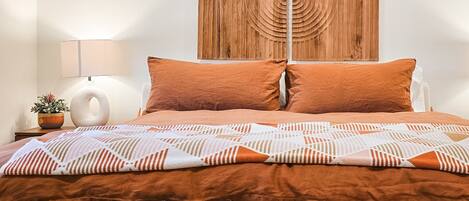 Light & Airy Mountain Town Apartment