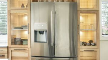 Light & Airy Mountain Town Apartment | Private kitchen | Full-sized fridge, microwave, oven, stovetop