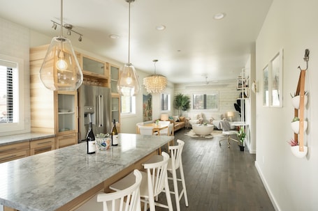 Light & Airy Mountain Town Apartment | Private kitchen | Full-size fridge, microwave, oven, stovetop. Wallace BNB