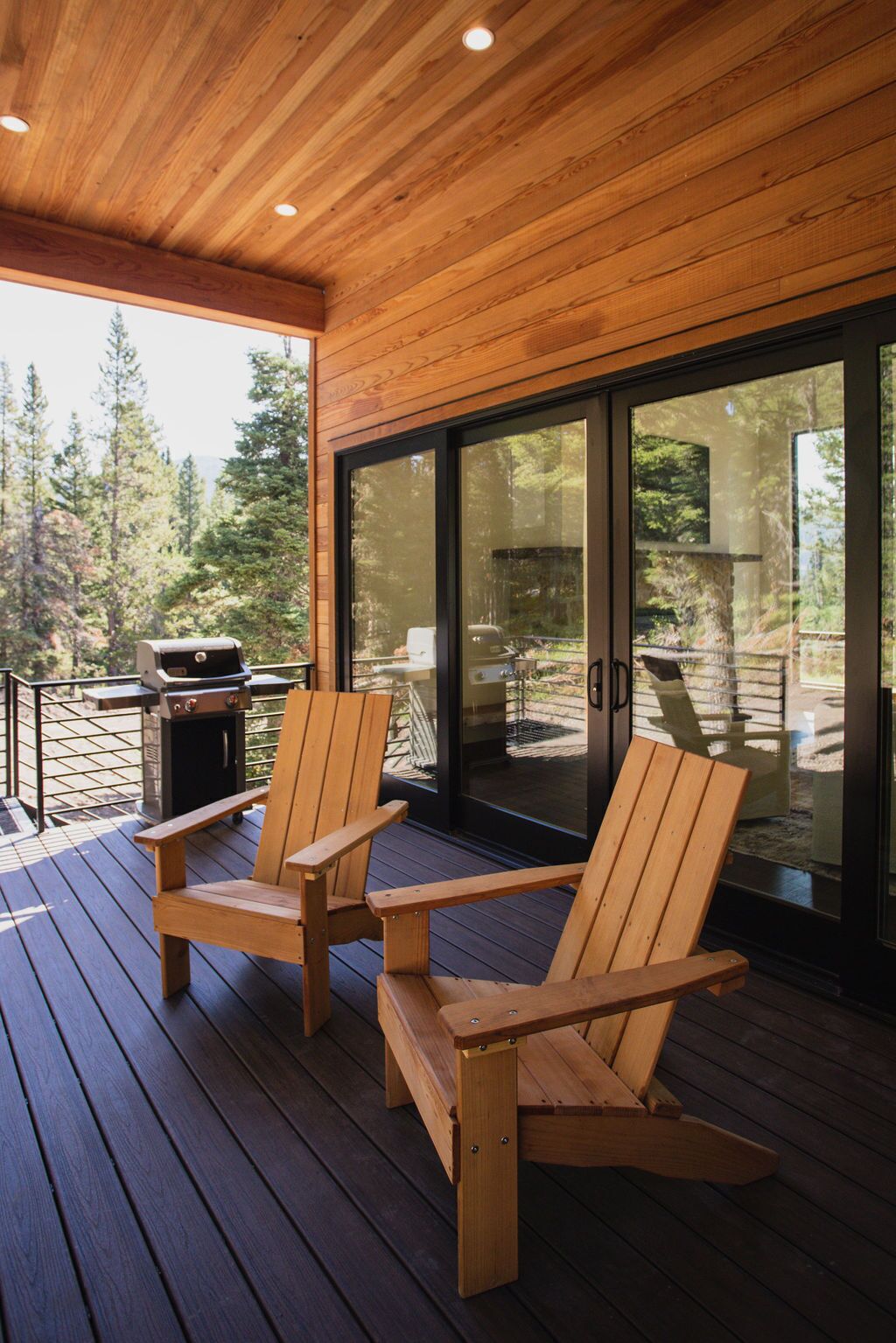 NEW Bridger Bowl Modern Home - 16 miles from Main Street, Bozeman