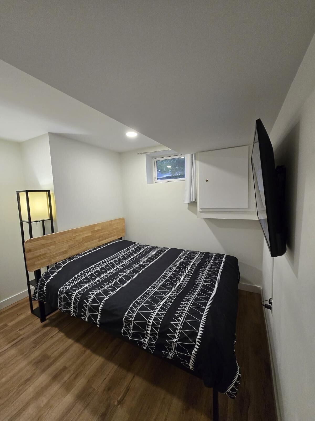 2 bedrooms, desk, free WiFi, bed sheets