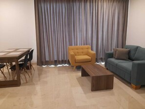 Family Apartment, 2 Bedrooms | Living area