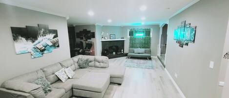 Smart TV, stereo
