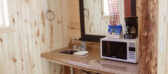 0129) Candy Suite 129