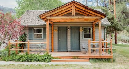 Huckleberry Hideout Cabin