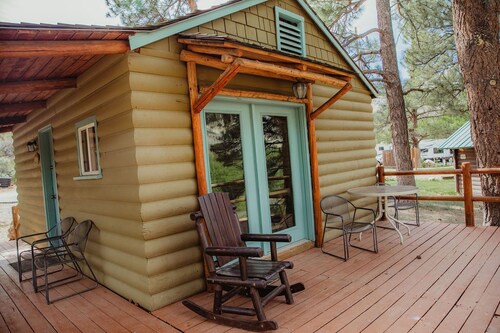 C-106) Paiute Pines Cabin