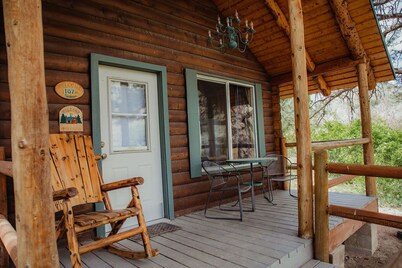 Sweetwater Springs Cabin