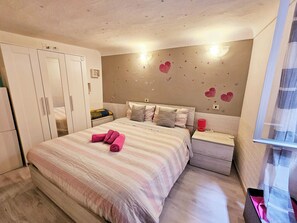 2 chambres, Wi-Fi, draps fournis