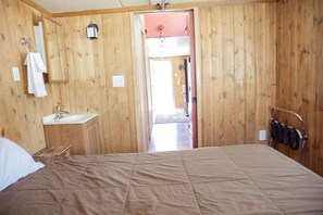 2 bedrooms, bed sheets - T-000001) Rio Grande (Sevier)