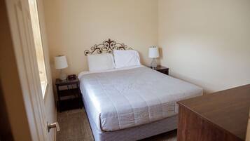 1 soveværelse, sengetøj