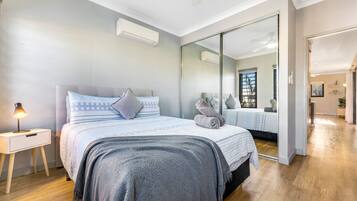 3 Schlafzimmer, Bügeleisen/Bügelbrett, WLAN, Bettwäsche