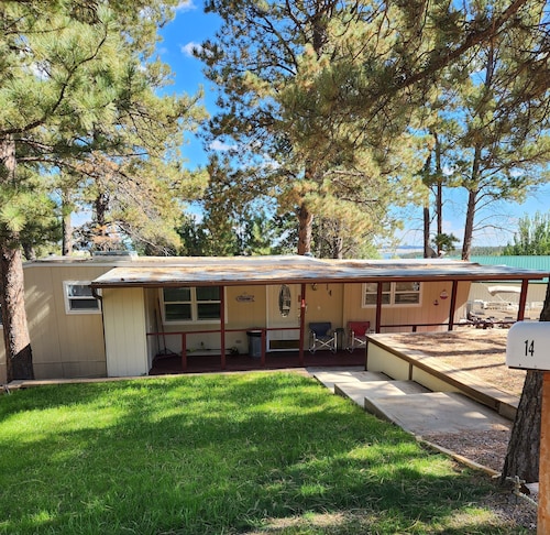 Cozy home in the pines
