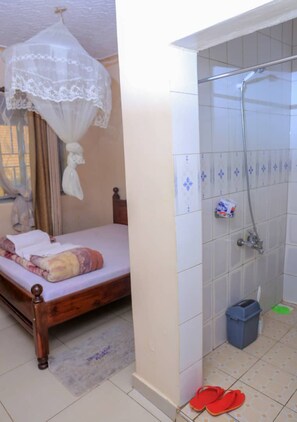 Executive Room - Precise Hotel (Kampala)