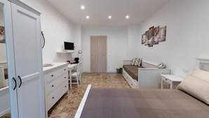Unclassified image, 5 of 19, button - Casa Rosa Beige e Blu (Rome)