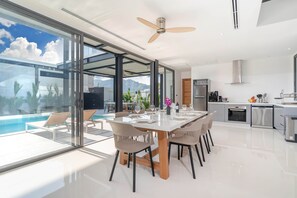 Luxury Villa | Living room | 40-inch LED TV with digital channels, TV - Trendy Modern Pool Villa Sunset Garden 4 (Rawai)