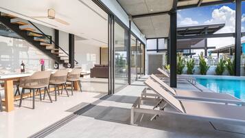 Sundeck
