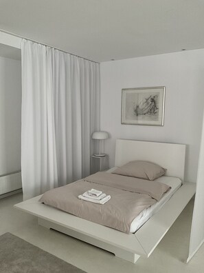 1 bedroom, in-room safe, desk, iron/ironing board - City Studio (Freudenstadt)