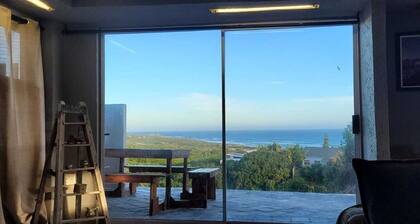 Unit in the lovely quaint coastal village of Kini Bay, Port Elizabeth