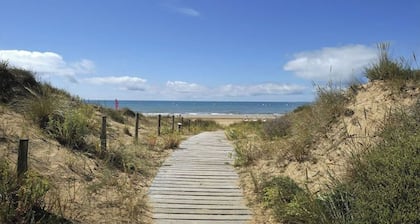 Charme et Tranquillité à 150 Mètres de L'océan !!!