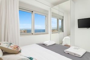 4 عدّة غرف نوم ومكواة/لوح كي وسرير سفر وواي فاي مجانًا