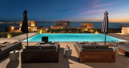 Stylish 4 bedroom Villa with sea views, 1,5 Km to the beach and close to Chania