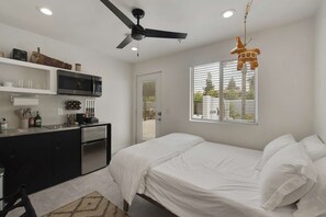 Tabla de planchar con plancha y wifi 