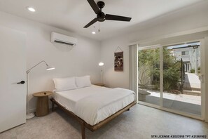 1 habitación, tabla de planchar con plancha, cuna de viaje y wifi 