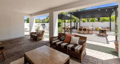 Cuddy's sweet suite W/ Heated Pool, GYM & Hot Tub