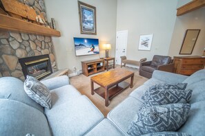 Maison en rangée Prestige, 3 chambres, balcon, vue sur la vallée (Starfire 1990) | Extérieur