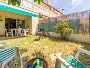 Outdoor dining - Vacation home Boters by Interhome (Torredembarra)