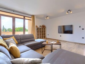 TV - Vacation home Solis by Interhome (Pula/Duga uvala)