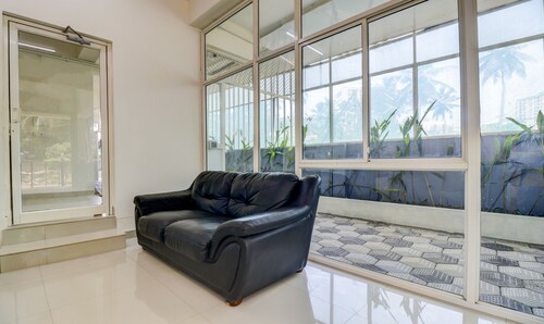 Itsy Hotels Ushodaya Royal Residency