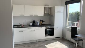 Comfort-Apartment | Eigene Küche | Großer Kühlschrank, Ofen, Herdplatte, Geschirrspüler