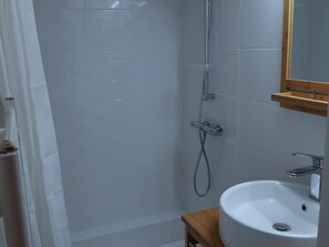 Bathroom - 3 rooms for 8 people, large terrace, Valloire (Valloire)