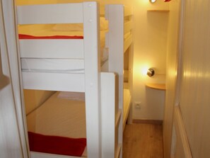 1 bedroom
