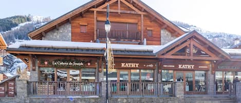 Extérieur